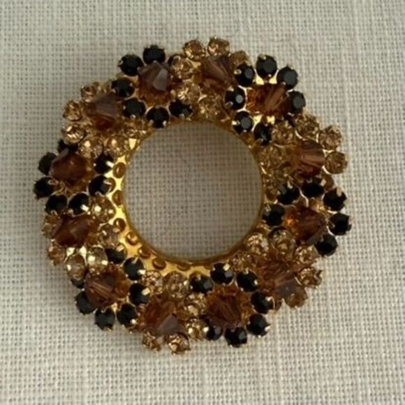 Vintage 1950s Circle Brooch Smoky Brown Jet Rhinestones Goldtone Mid Century Pin - Picture 12 of 12